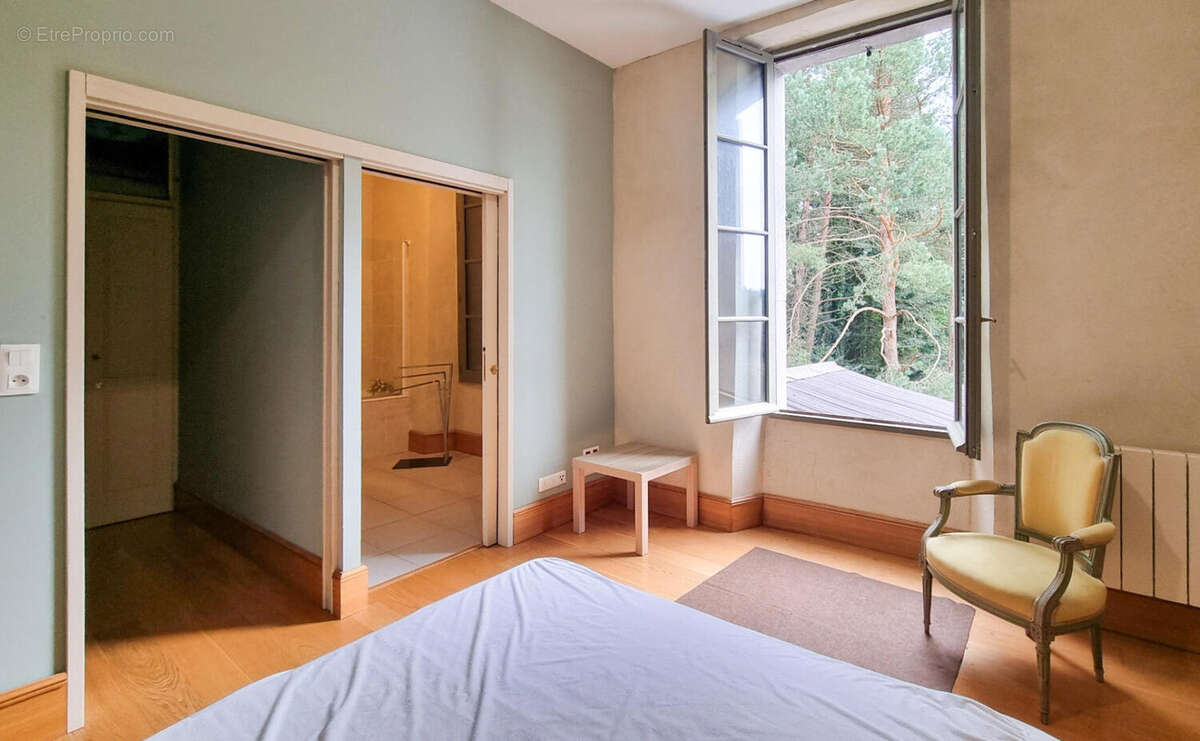 chambre - Maison à SAISSAC