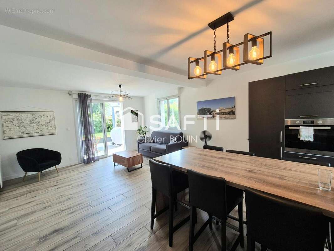 Photo 4 - Maison à LANDIVISIAU