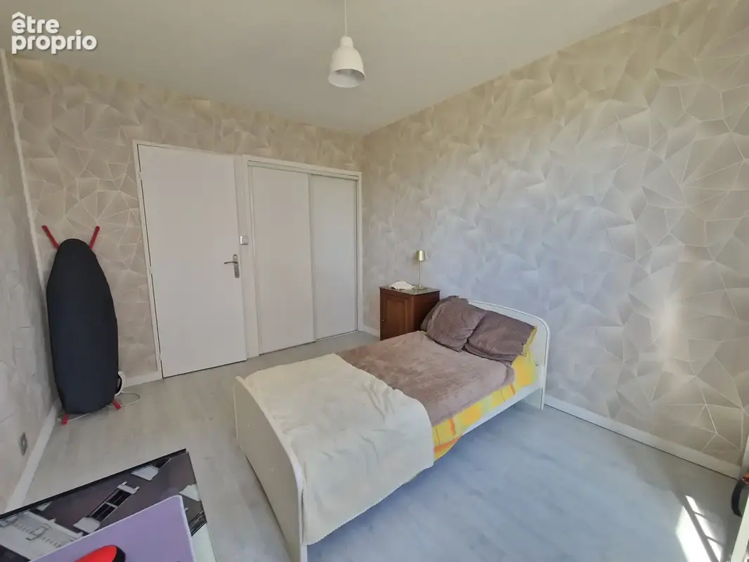 Valence sud - appartement 5 pièces de 93 m2 avec garage et cave. - photo 6