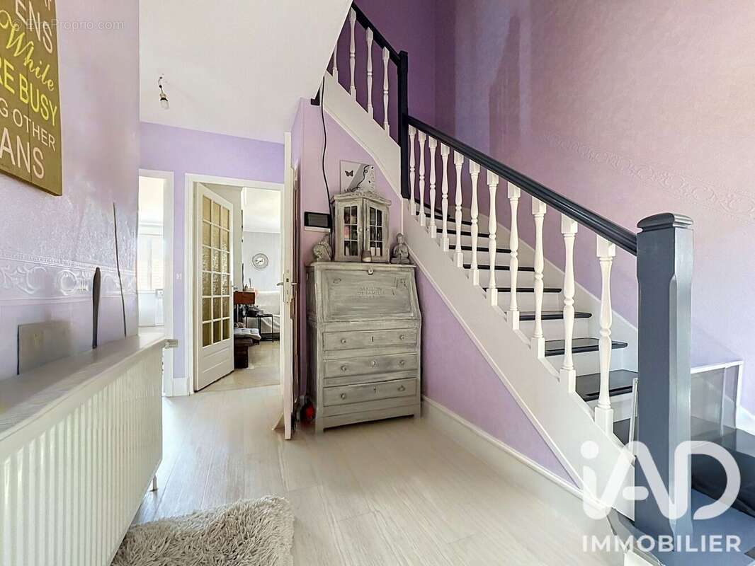 Maison 124 m² à Mondonville-Saint-Jean  - photo 8