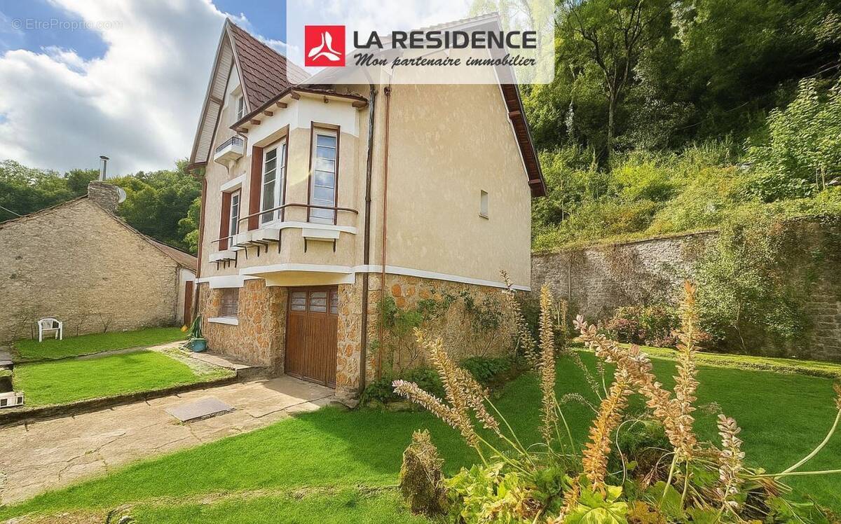 Maison à PORT-VILLEZ