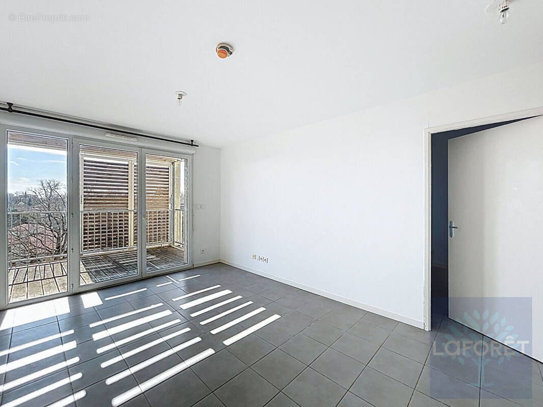 Appartement à SAINT-ORENS-DE-GAMEVILLE