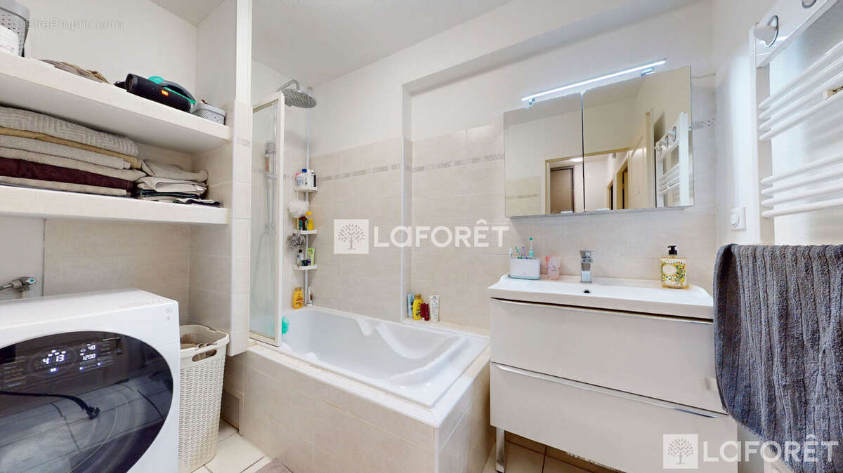 Appartement à JASSANS-RIOTTIER