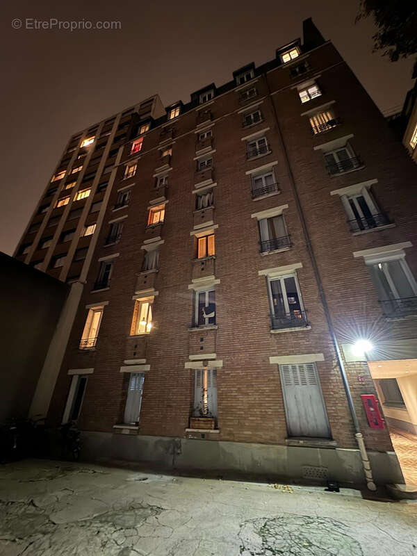 Appartement à PARIS-15E