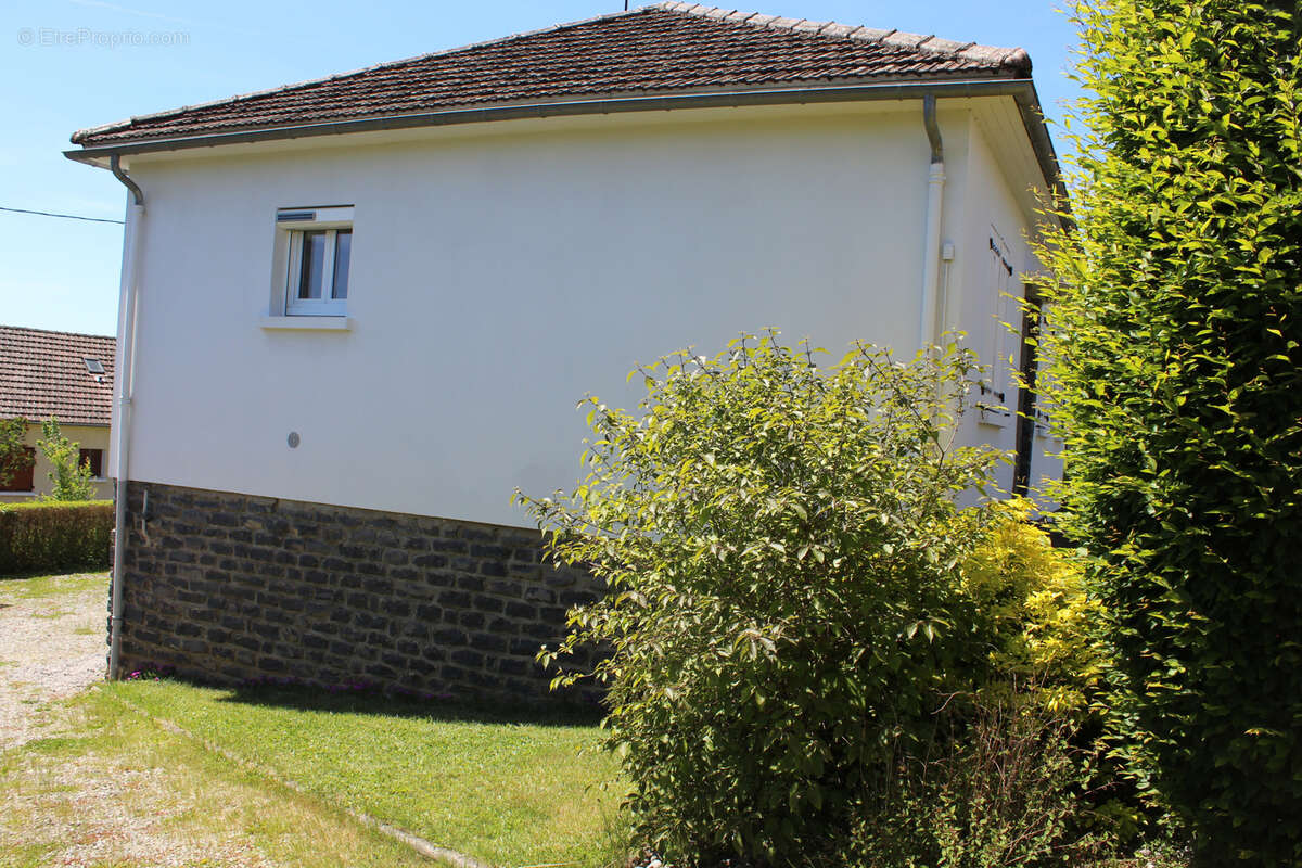Maison à MAURIAC
