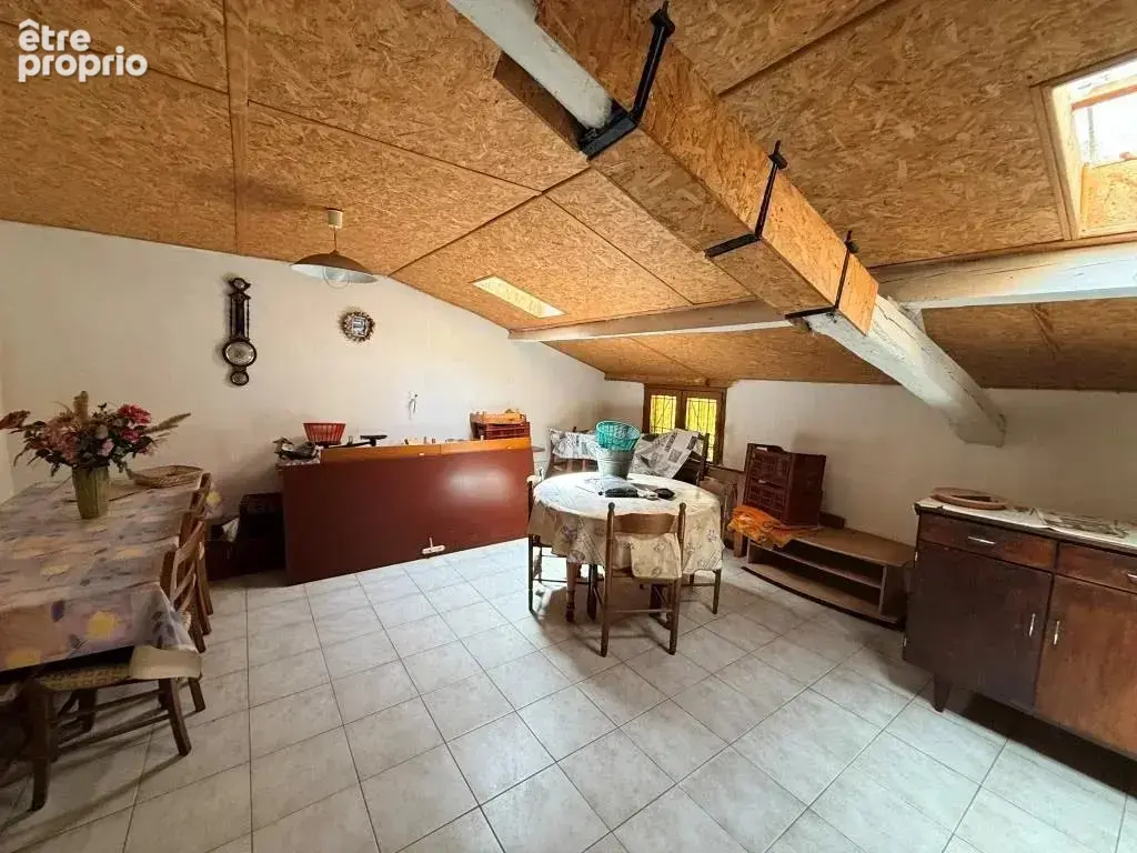 St yzan de soudiac maison a renover - photo 7