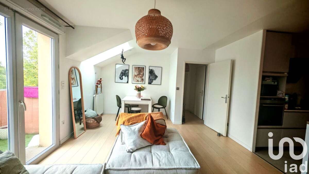 Photo 5 - Appartement à QUINCY-SOUS-SENART