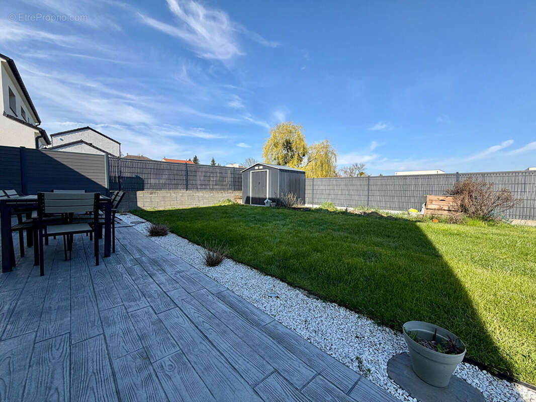 Maison à BERG-SUR-MOSELLE