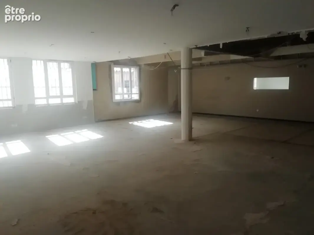 Local/bureau ou commerce à vendre DRAGUIGNAN (83)  320.000 € - photo 4