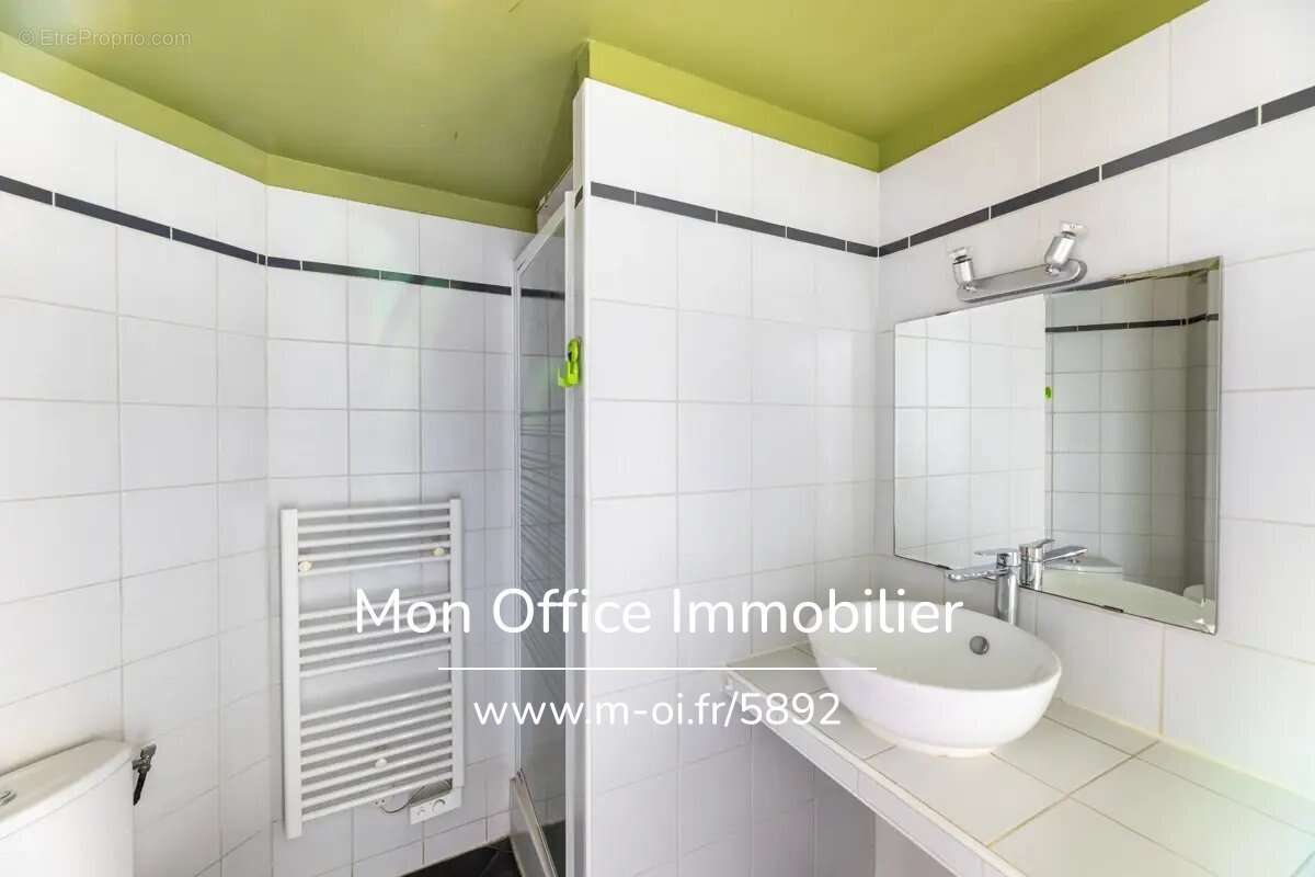 Appartement à MARSEILLE-6E