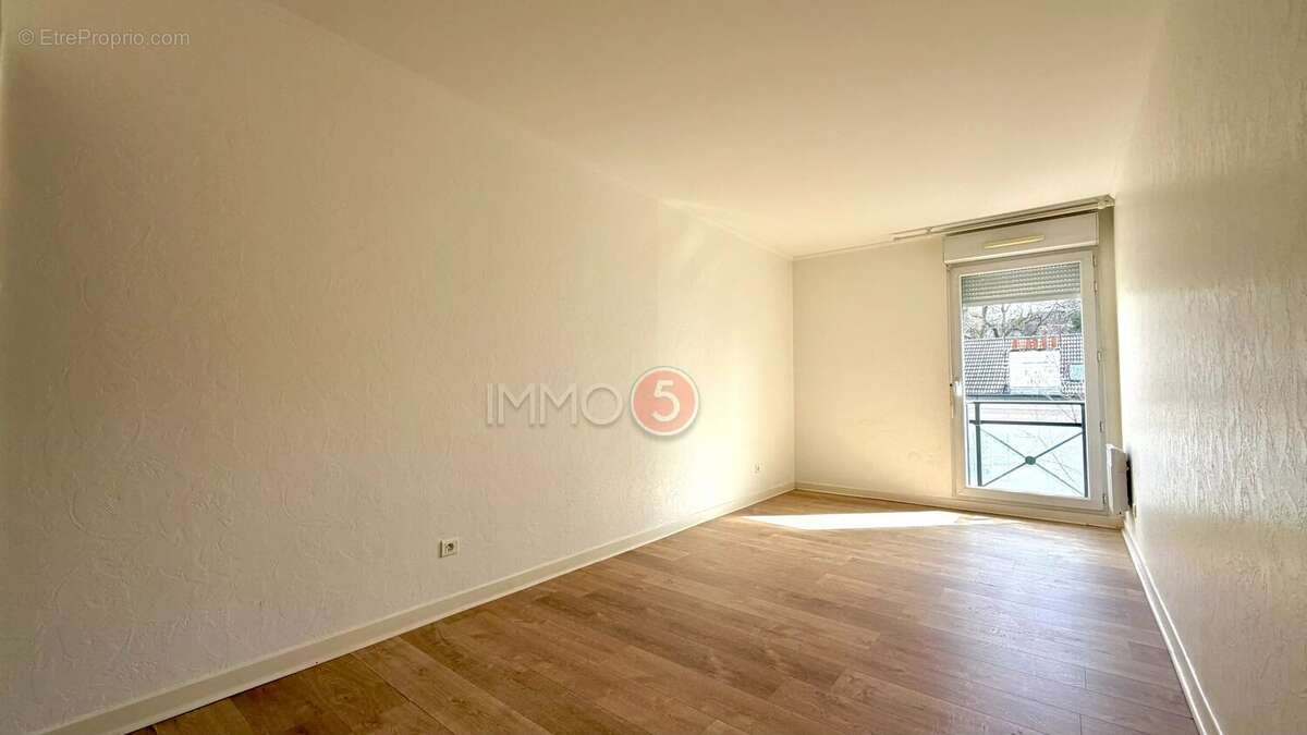 Appartement à LE RAINCY