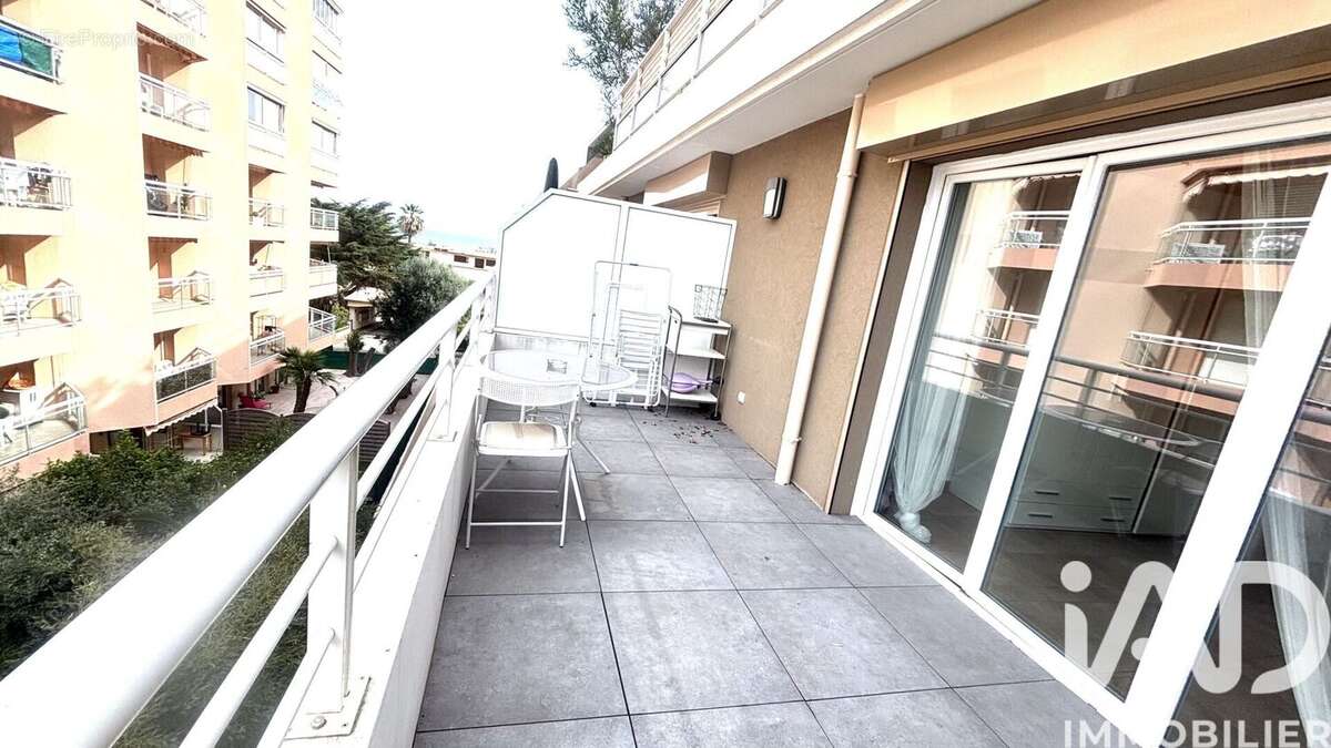 Photo 4 - Appartement à ROQUEBRUNE-CAP-MARTIN