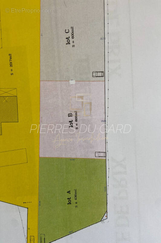 Terrain à SAINT-SIFFRET