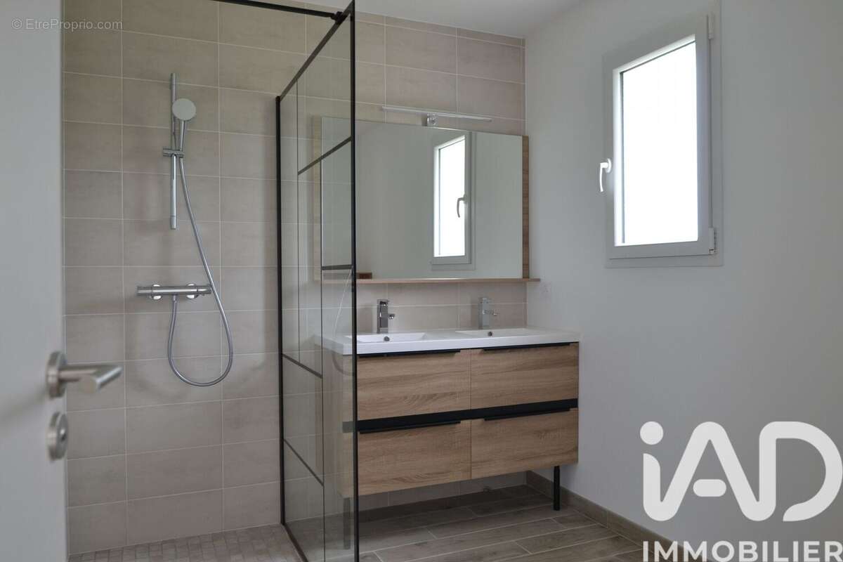 Maison 90 m² à Sainte-Lheurine  - photo 4