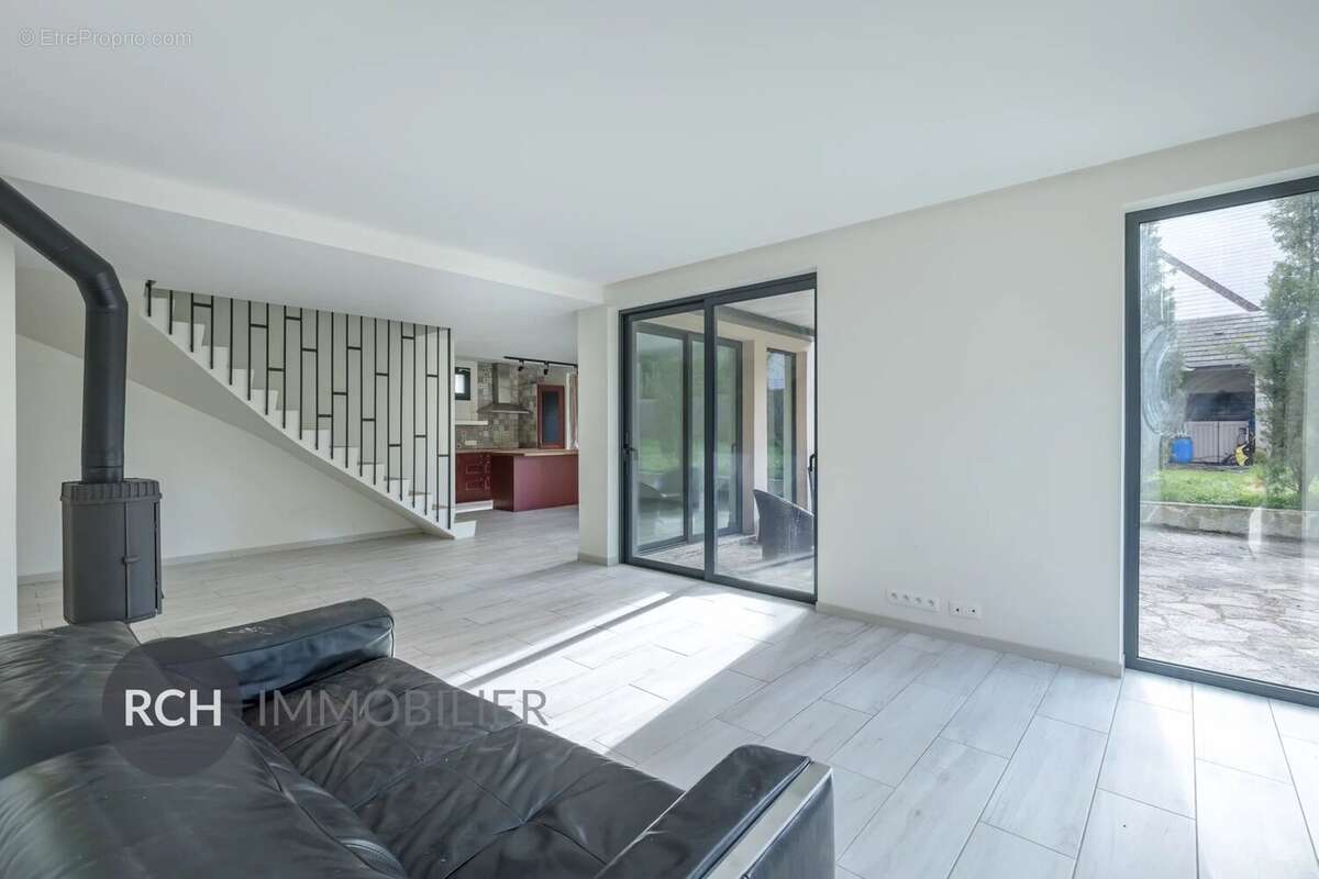 Maison à MONTFORT-L&#039;AMAURY