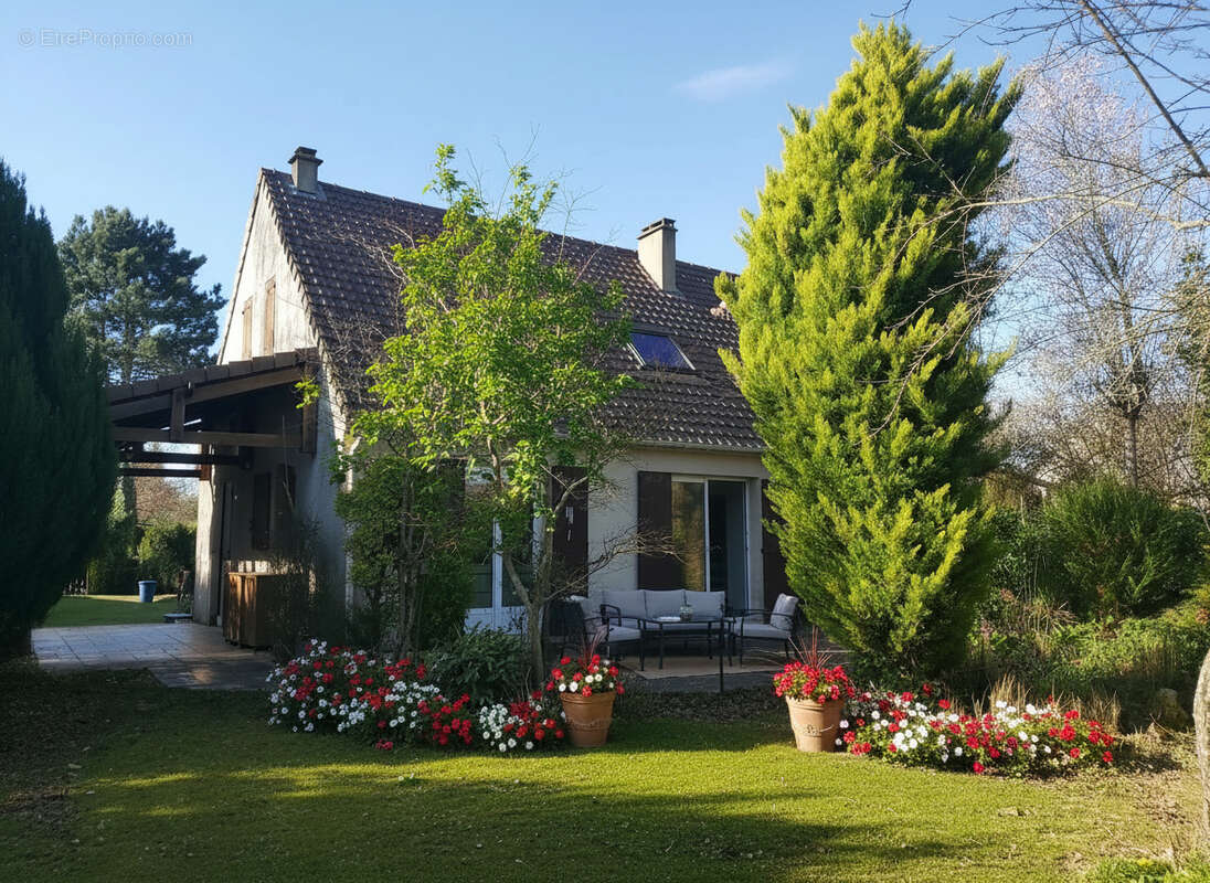 Maison à MONTIGNY-LE-BRETONNEUX