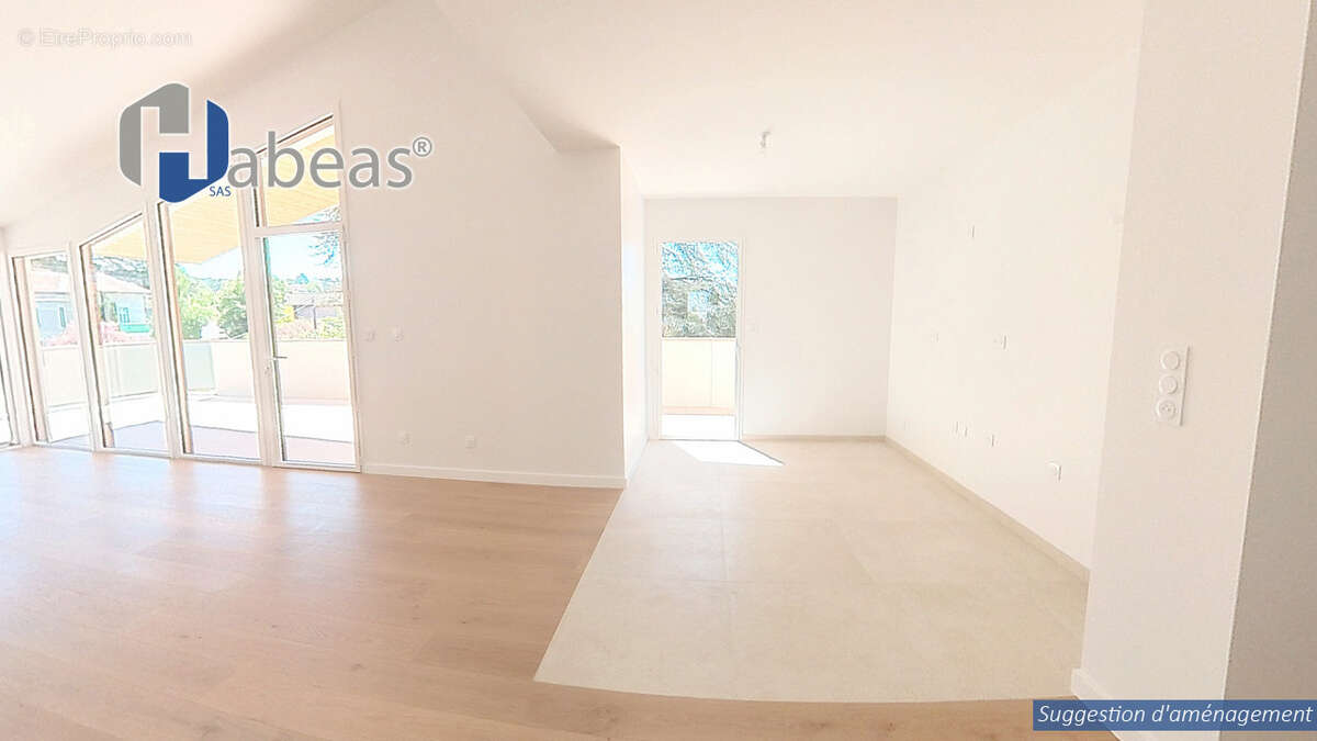 Appartement à SAINTE-FOY-LES-LYON