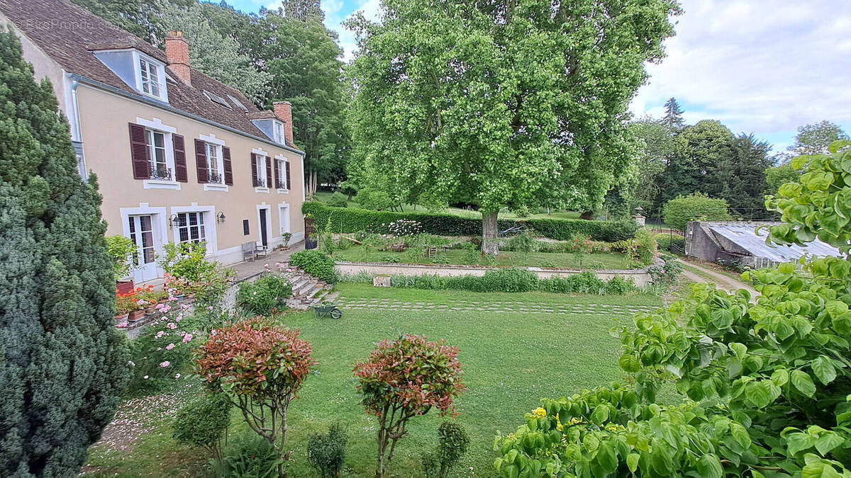 Appartement à SAINT-REMY-LES-CHEVREUSE