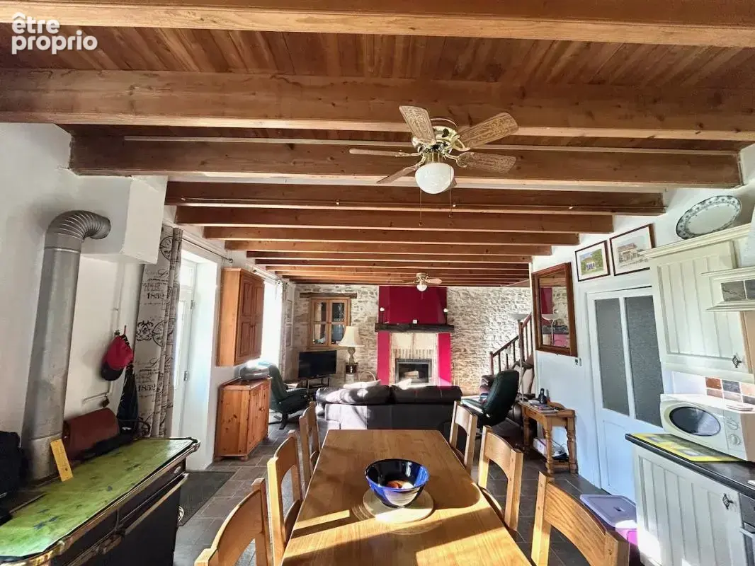 2 maisons avec gite, 3 chambres et un bureau, maison pierres - photo 5