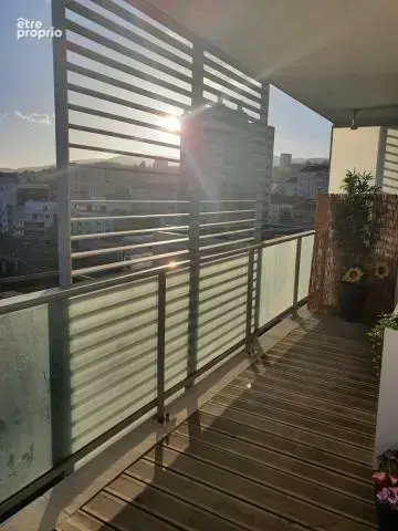 Appartement à SAINT-ETIENNE