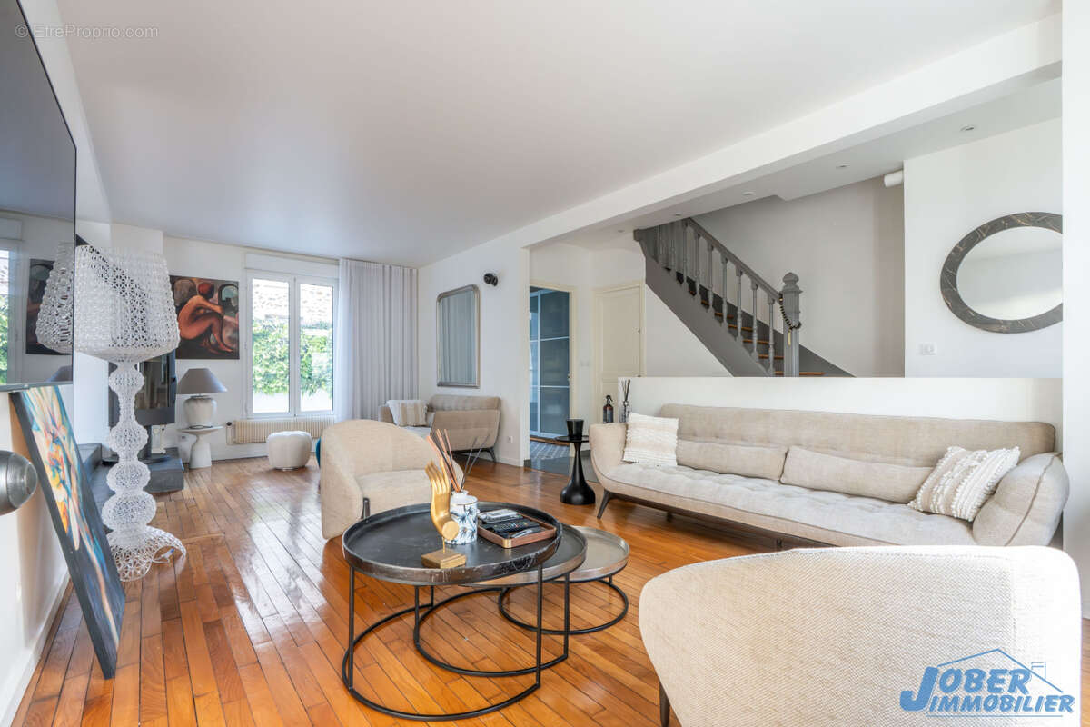 Maison à NOGENT-SUR-MARNE