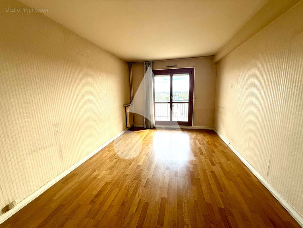 Appartement à NOGENT-SUR-MARNE