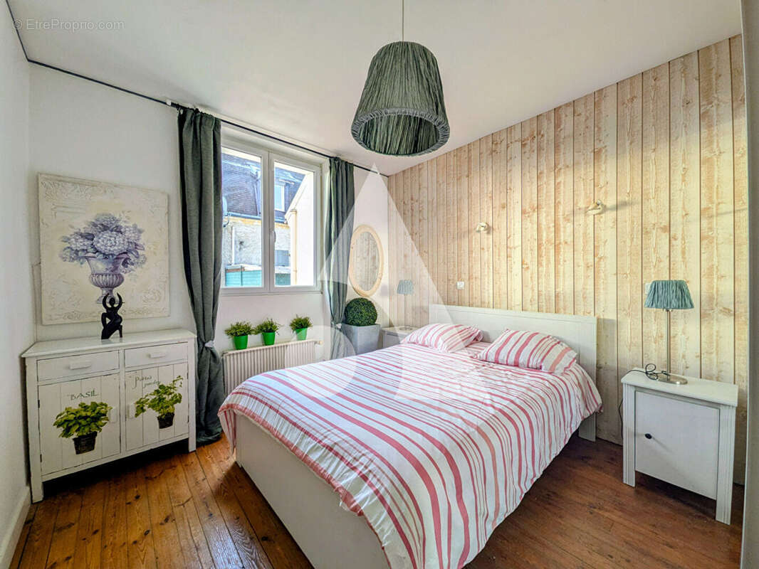 Maison à LA FRETTE-SUR-SEINE