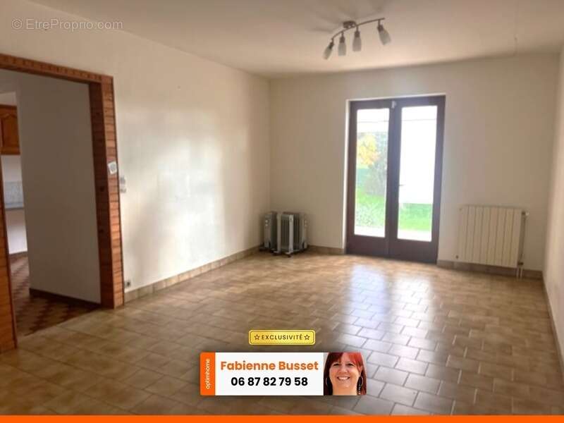 Maison à MAUPREVOIR