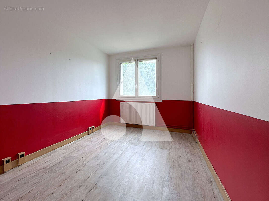 Appartement à CORBEIL-ESSONNES