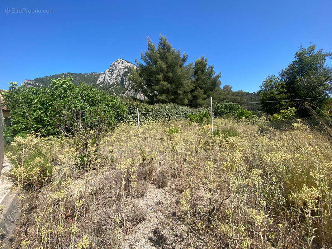 Terrain à TOULON