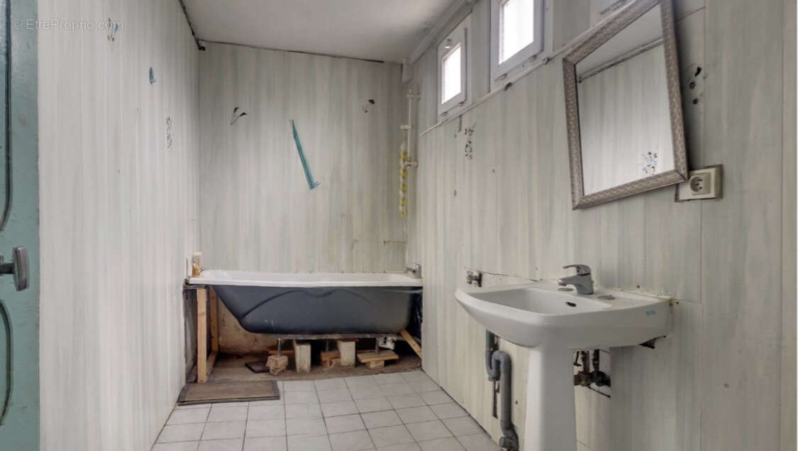 Maison à ROMILLY-SUR-SEINE