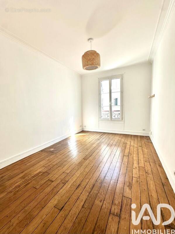 Photo 1 - Appartement à PARIS-17E