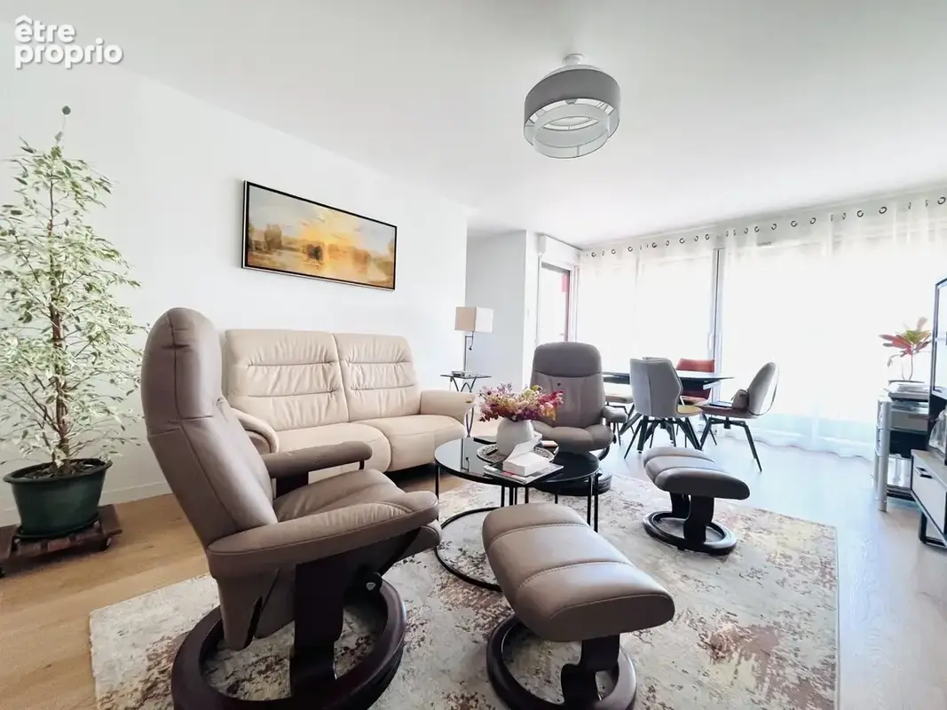 Appartement 3 pièces 105 m² à vendre à Bordeaux (33300) - photo 2