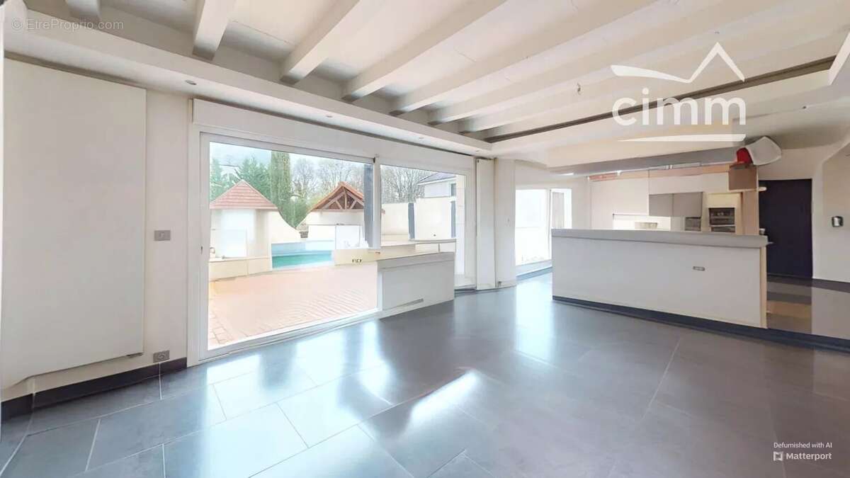 Maison à SAINT-CYR-EN-VAL