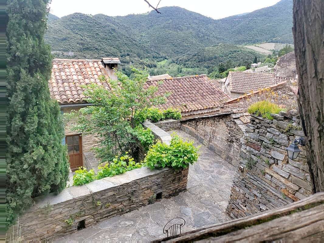 Maison à VIEUSSAN