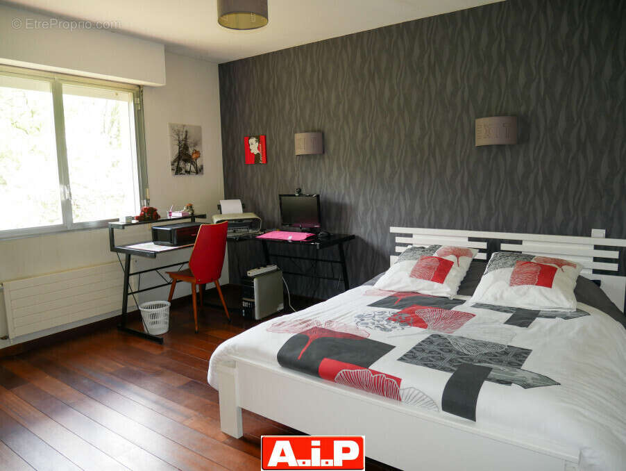 Maison à MONCOUTANT