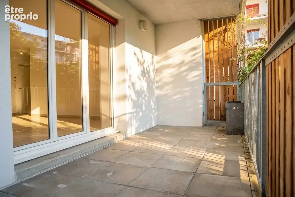 Mérignac Proche Pellegrin / Arlac - T2 (50m2) TBE avec Balcon - Cave et Parking - photo 11