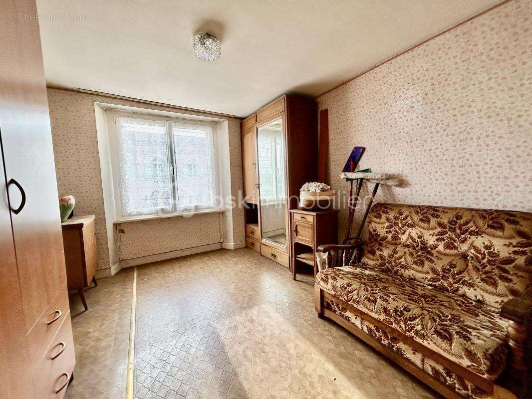 Maison à VELOTTE-ET-TATIGNECOURT