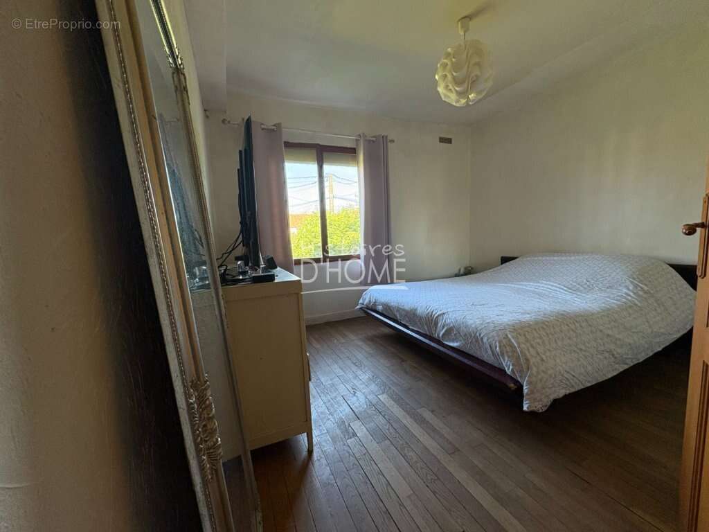 Maison à ROZAY-EN-BRIE