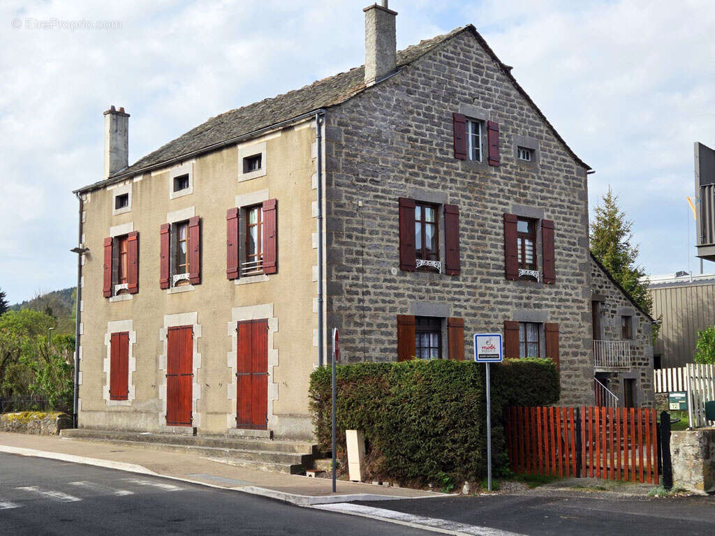 Maison à MAZET-SAINT-VOY