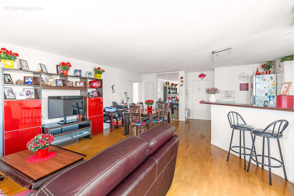 Appartement à PARIS-17E