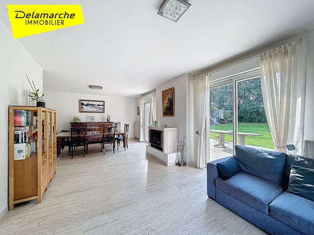 Maison à SAINT-HILAIRE-DU-HARCOUET