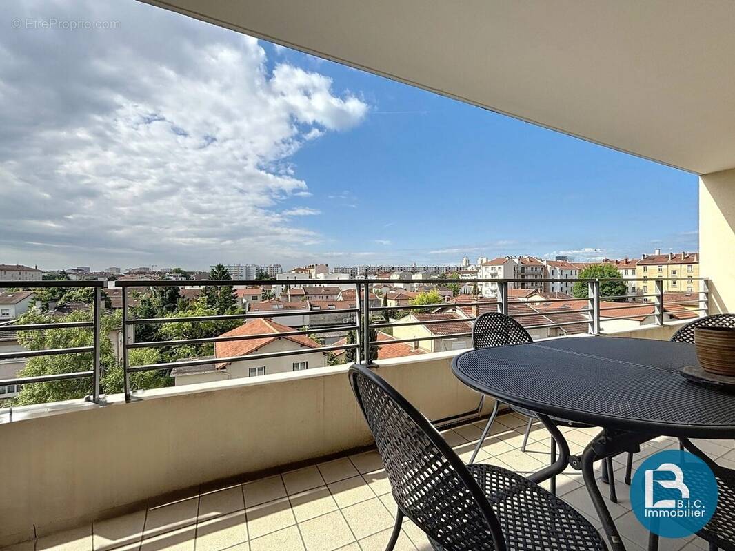 Appartement à VILLEURBANNE