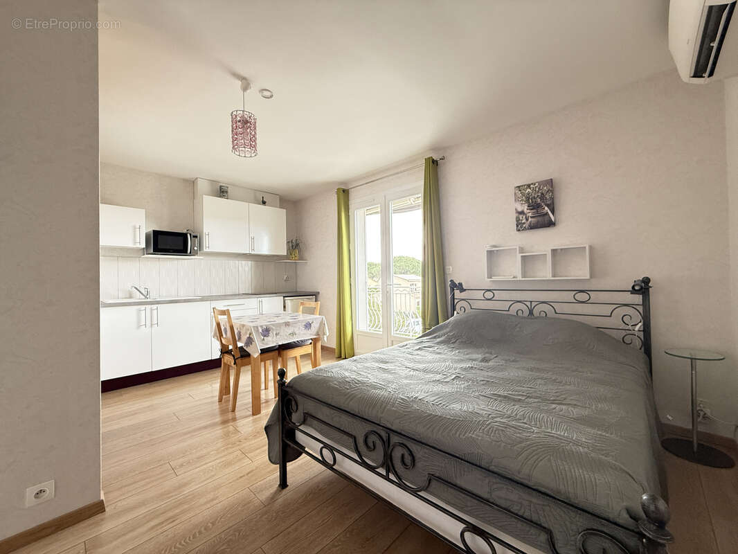 Maison à SIX-FOURS-LES-PLAGES