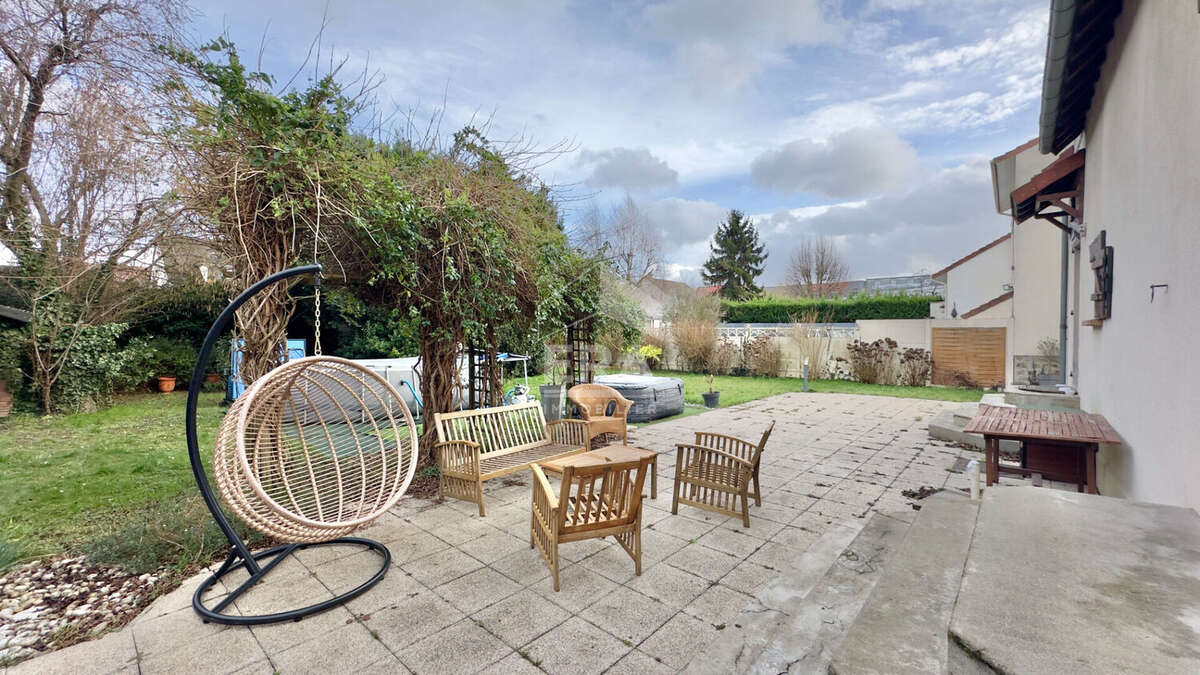 Maison à ATHIS-MONS