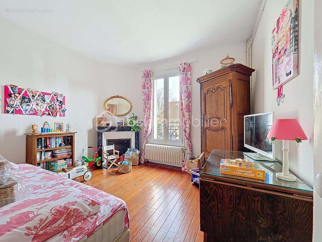 Maison à VILLEMOMBLE