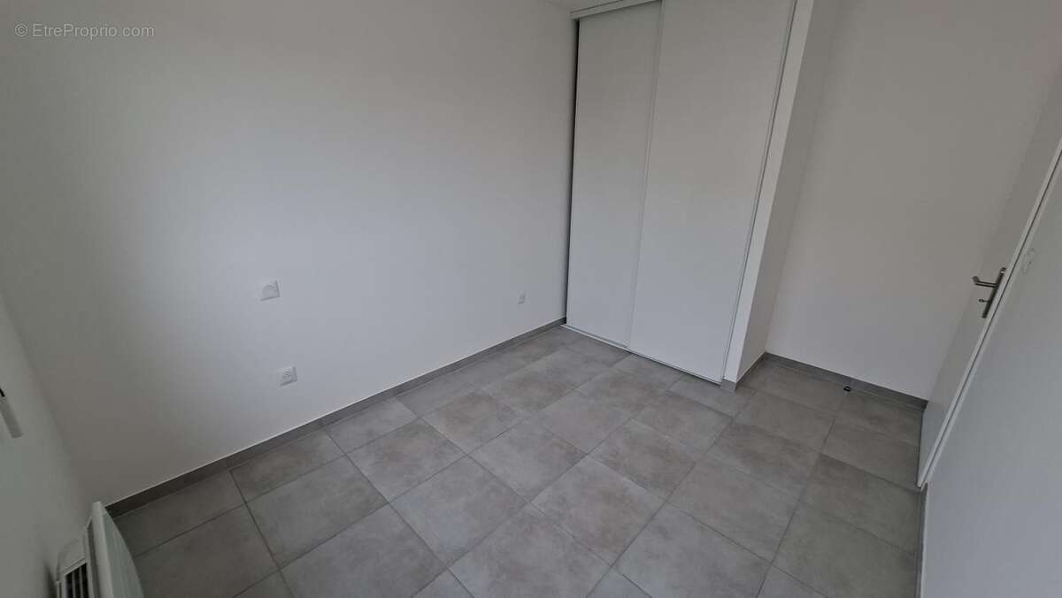 Appartement T3 lumineux avec balcon à AVIGNON - photo 9