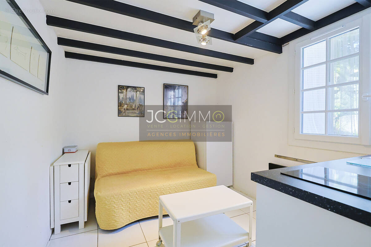 Appartement à HYERES