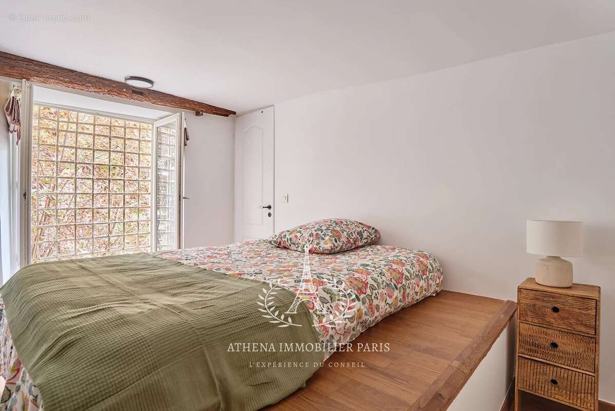 Appartement à PARIS-4E