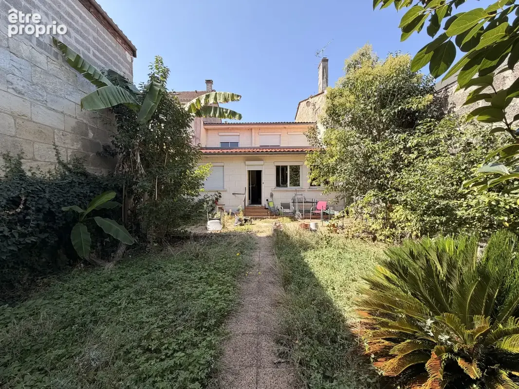 Maison avec jardin, dépendance, garage - photo 2